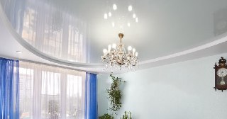 Глянцевый потолок Подольск, цена от 4506 руб.